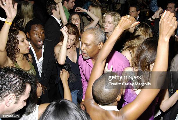 Atmosphere - Chandra Wilson, Isaiah Washington, Kate Walsh and James Pickens Jr. Of "Grey's Anatomy"