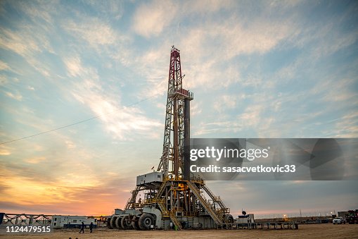 Oil Diggin Oil Drilling Rig At Dawn High-Res Stock Photo - Getty Images