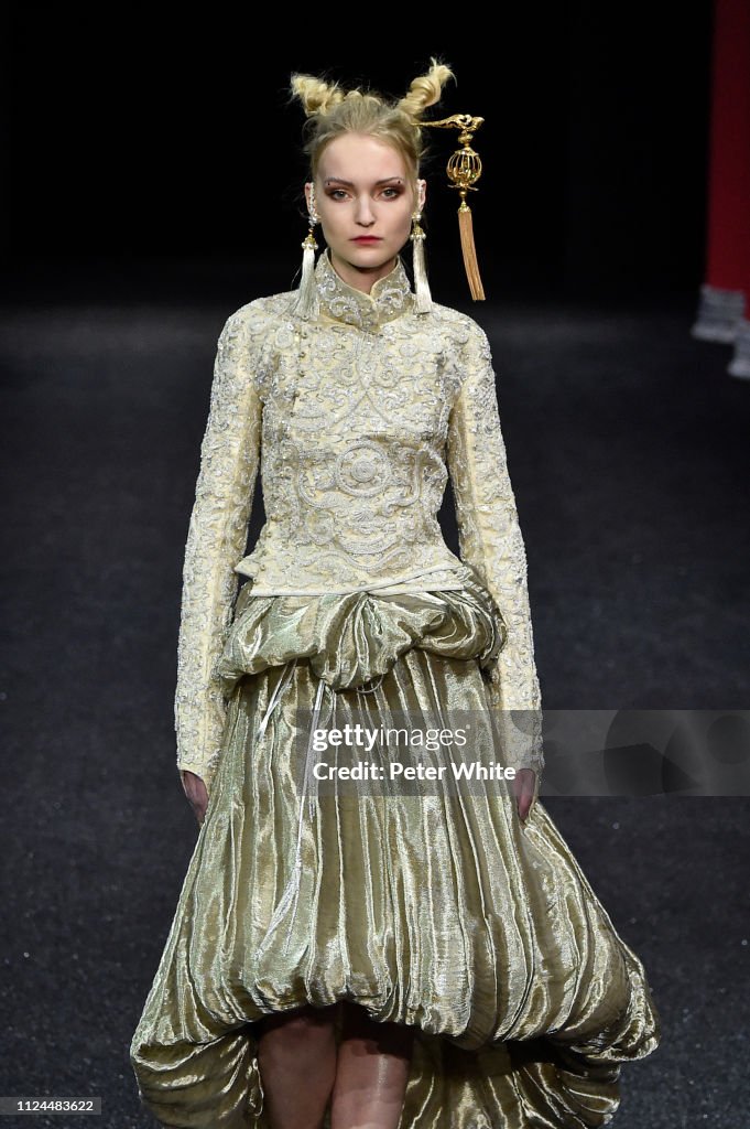 Guo Pei : Runway - Paris Fashion Week - Haute Couture Spring Summer 2019