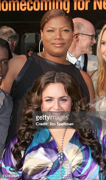 Actors Queen Latifah and Nikki Blonsky arrive at Hairspray Premiere at NJPAC on July 17, 2007 in Newark New Jersey