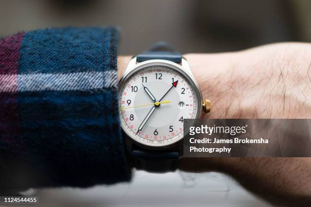 wrist watch - mens wrist watch stock-fotos und bilder