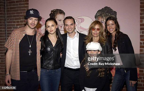 Danny Masterson, Rachael Leigh Cook, Jeff Vespa, Rosanna Arquette and her daughter Zoe with Shannon Elizabeth