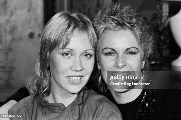 Swedish singer-songwriters and musicians Agnetha Fältskog and Anni-Frid Lyngstad of pop group Abba, UK, 31st August 1983.