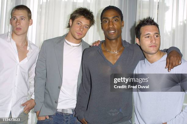 Lee, Duncan, Simon and Anthony of Blue promotes 2002 Silver Clef Awards