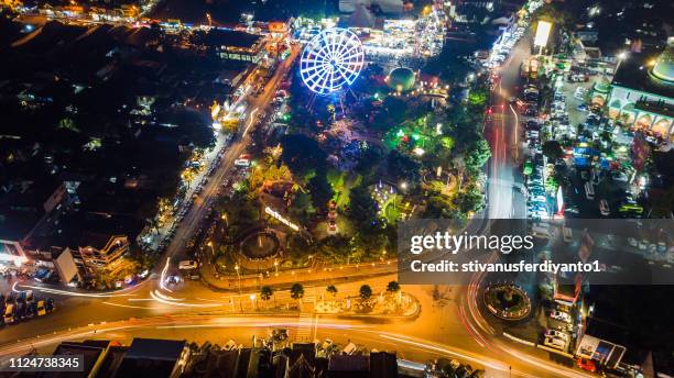 alun alun kota batu, malang, east java, indonesia - província de java oriental - fotografias e filmes do acervo