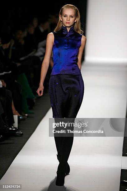 Model Diana Farkhullina walks the runway at Narciso Rodriguez Fall 2009 during Mercedes-Benz Fashion Week at The Tent in Bryant Park on February 17,...