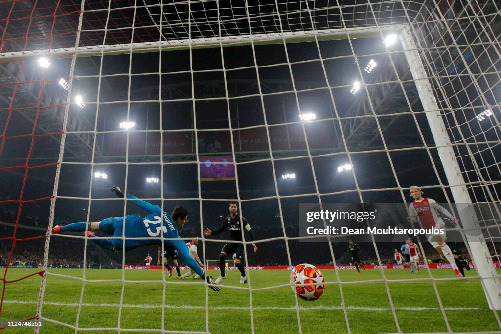 Ajax v Real Madrid - UEFA Champions League Round of 16: First Leg