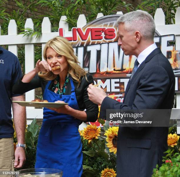 Kelly Ripa Cooper Kelly Ripa Anderson Cooper Photos and Premium High Res Pictures - Getty ...