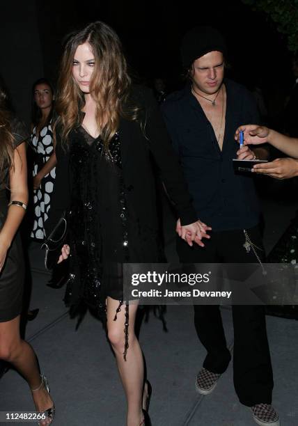 Daniel Riely 186 Danielle Riley Photos & High Res Pictures - Getty Images