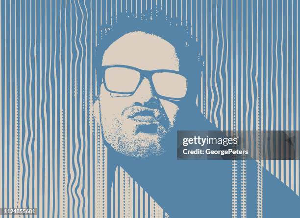 ilustraciones, imágenes clip art, dibujos animados e iconos de stock de retrato de un gángster hombre - gafas con marco grueso