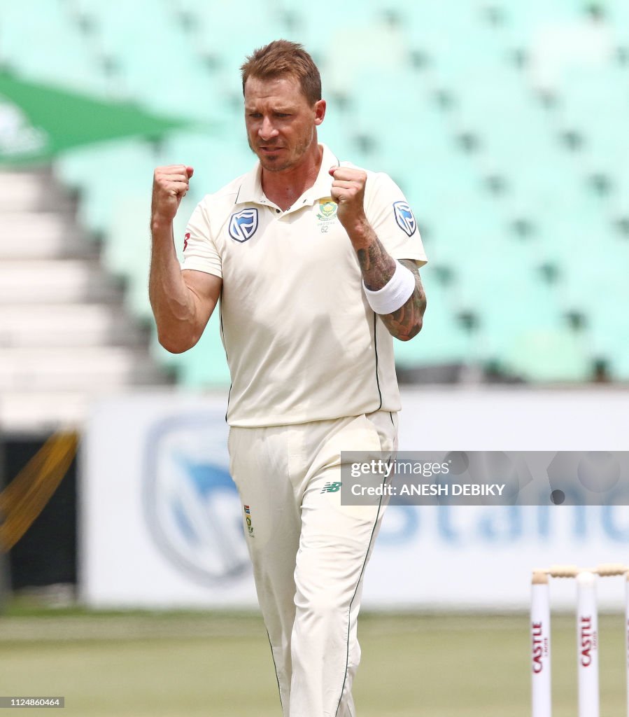 South Africa's Dale Steyn celebrates the wicket of Sri Lanka's Kusal ...