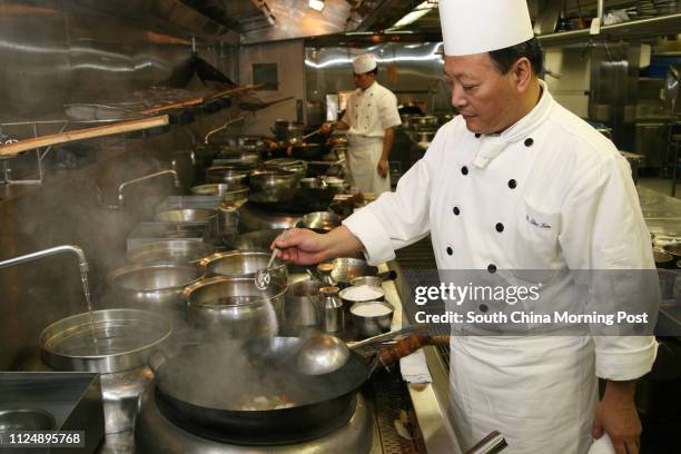 Chef Li Grand Hyatt Hotel And Hong Kong Photos and Premium High Res Pictures ...