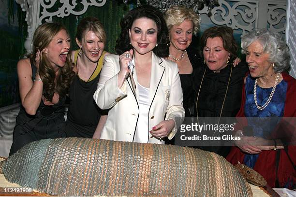Rebecca Gayheart, Lily Rabe, Delta Burke, Christine Ebersole, Marsha Mason, and Frances Sternhagen with the Armadillo cake