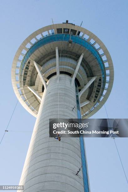 40 World Record For Bungee Stock Photos, High-Res Pictures, and Images ...