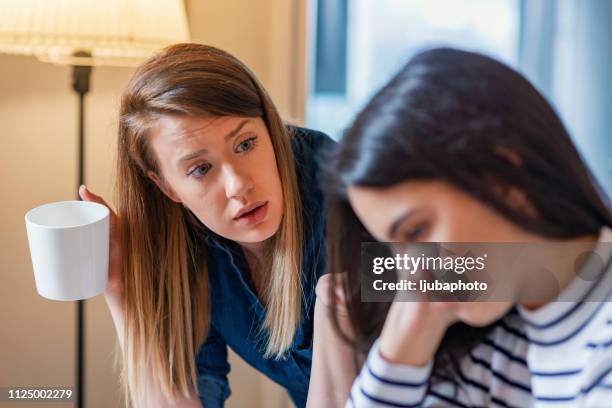 tempo para se comportar - falar com as paredes - fotografias e filmes do acervo