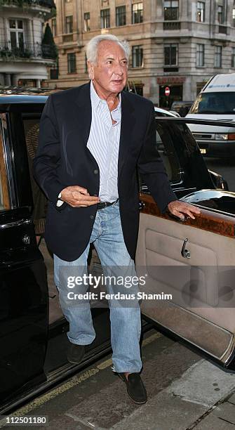 Michael Winner during The Old Vic Fundraiser - VIP Lunch - Arrivals at Fifty in London, Great Britain.