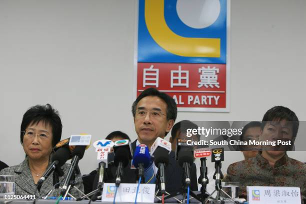 Lua Kin Li 502 Hong Kong Liberal Party Stock Photos, High-Res Pictures, and Images ...