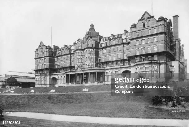 The Hotel Majestic, Harrogate, Yorkshire, circa 1910.