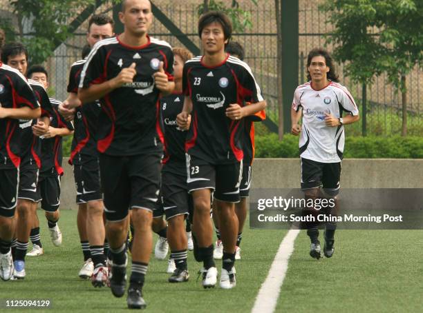 Lee Kin Wan 56 photos et images haute résolution de Yp Lee - Getty Images