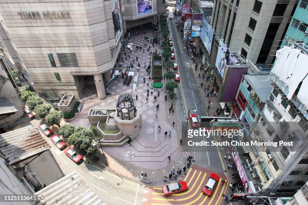 General view of the public area at Times Square, near the junction between Russell Street and Matheson Street. Causeway Bay. 04 March 2008