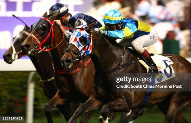 Pessoa Ridden 307 Kaitong Stock Photos, High-Res Pictures, and Images - Getty Images