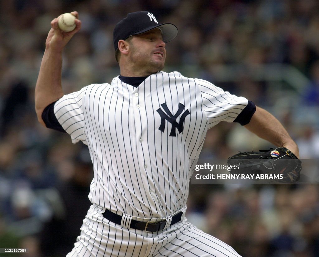 BBA-ROYALS-YANKEES-CLEMENS-PITCHES-FILES