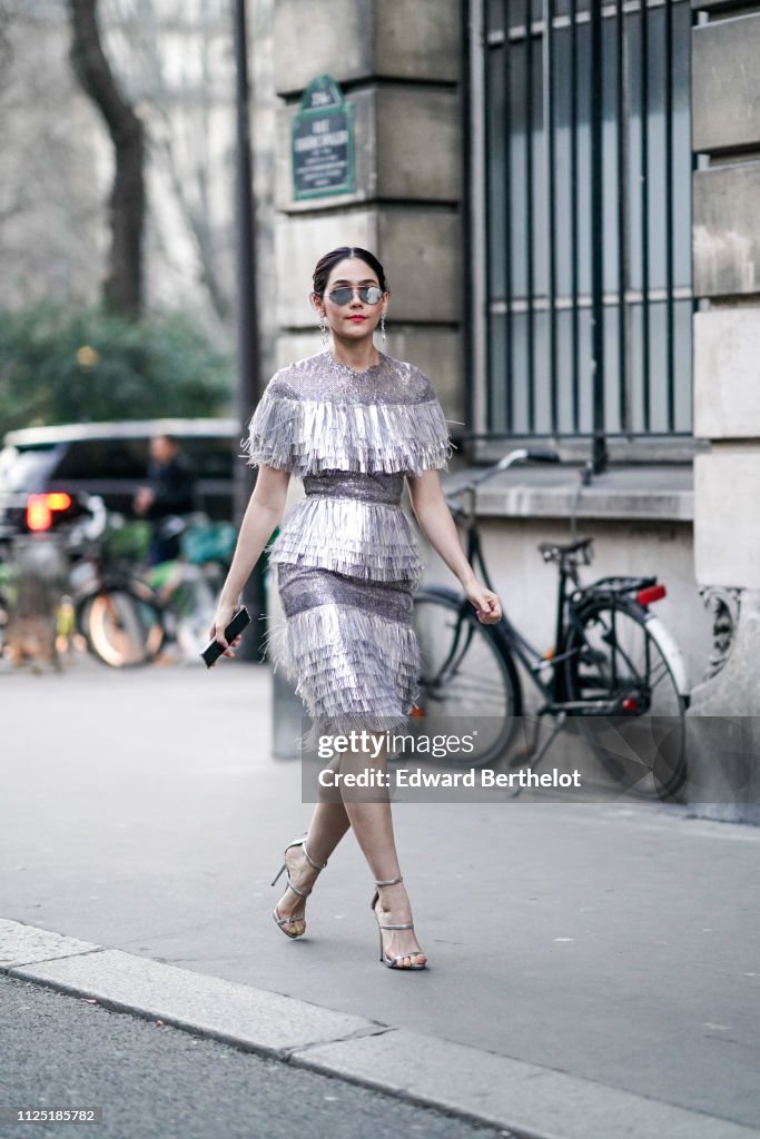 Street Style - Paris Fashion Week - Haute Couture Spring Summer 2020 : Day One