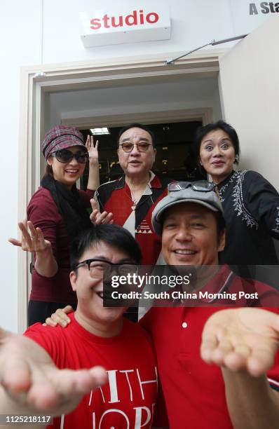 Kin Ming Lo 49 Shrimp Louie Stock Photos, High-Res Pictures, and Images - Getty Images