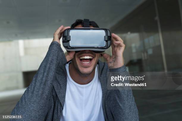 1,557 Virtual Reality Funny Photos and Premium High Res Pictures - Getty  Images