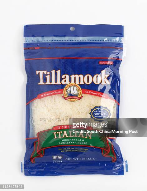 Tillamook mixed cheeses pizza toppings, for Food and Wine Take Five Column. 31OCT12