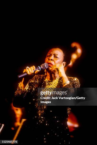 American Jazz vocalist Betty Carter performs at the Jazz at Lincoln Center's 'Big Band With Strings, The Music Never Stops' concert at Alice Tully...