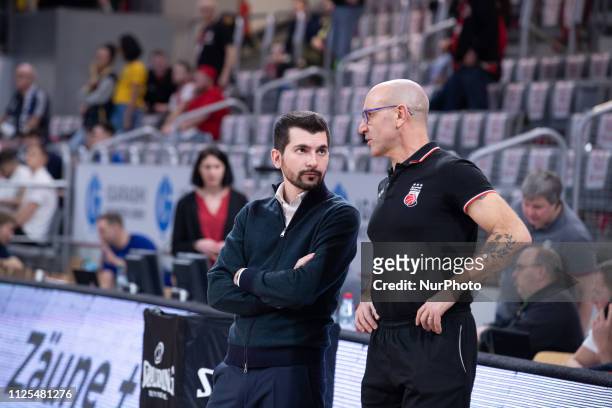 Bamberg's head coach Federico Perego on the sideline talks to Sandro Bencardino. In the Final of the Basketball Bundesliga Pokal Brose Bamberg plays...