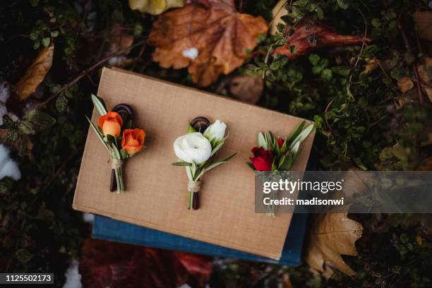 wedding boutonniere - buttonhole flower stock pictures, royalty-free photos & images