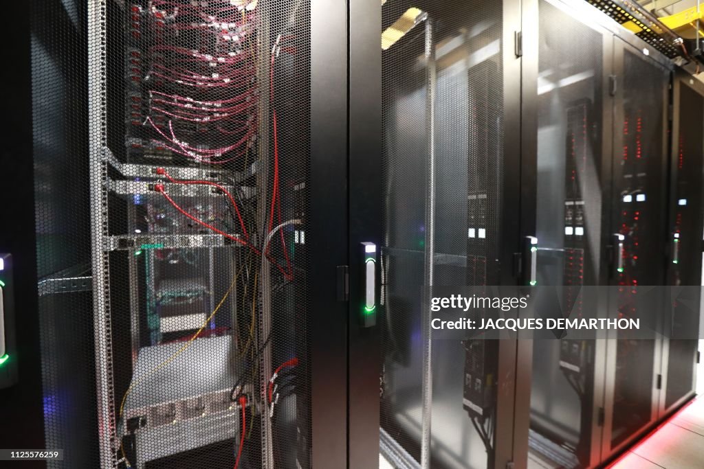 FRANCE-TECHNOLOGY-PA8-EQUINIX