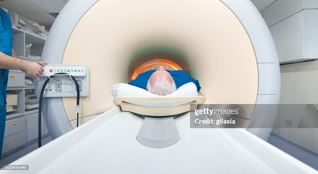 Procedimiento de exploración de MRI.