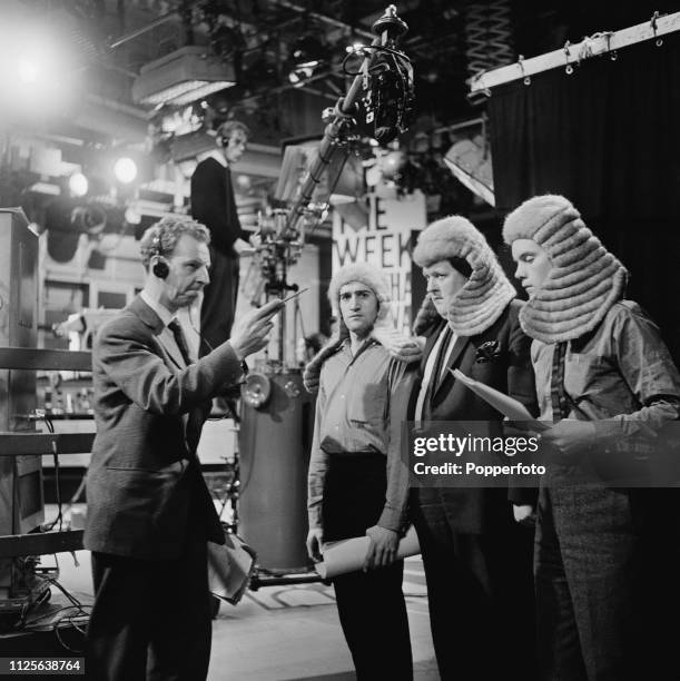 Willie Raston 143 Willie Rushton Photos & High Res Pictures - Getty Images