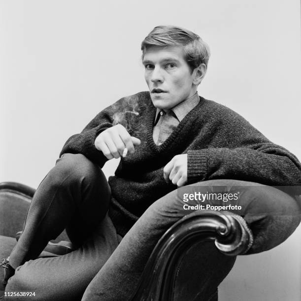 English actor Tom Courtenay in a dressing room backstage at the Globe Theatre on Shaftesbury Avenue, London in March 1963.