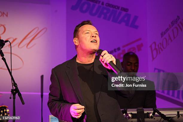 Ali Campbell attends the The Archant London Press Ball on November 17, 2007 in London.