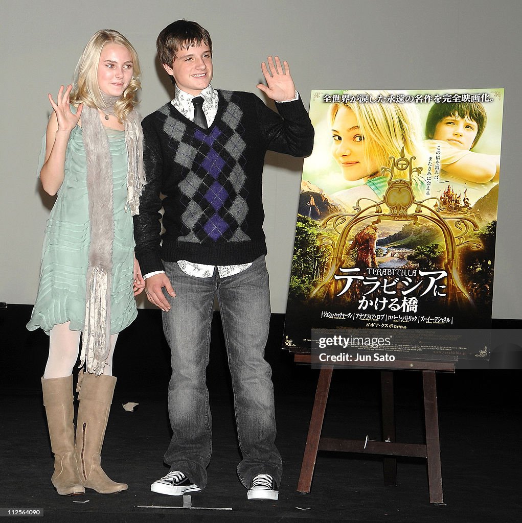 "Bridge to Terabithia" - Tokyo Stage Greeting