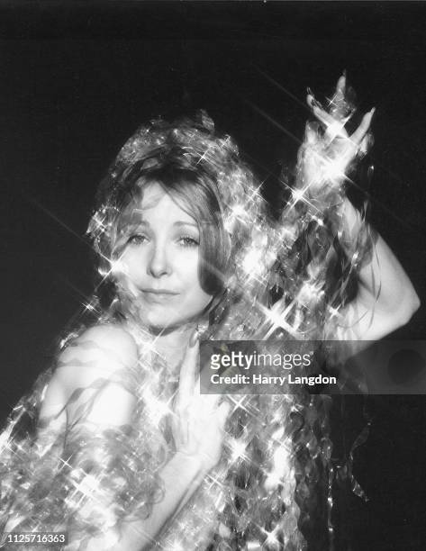 Circa 1989 actress Teri Garr poses for a portrait in Los Angeles, California.