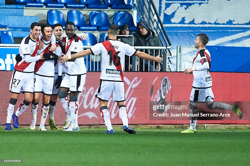 Deportivo Alaves v Rayo Vallecano de Madrid - La Liga