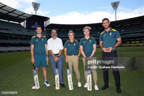 Peter Handscomb, Minister Martin Pakula, Sophie Molineux, Elyse Villani and Glenn Maxwell of Australia pose during an ICC World T20 Fixture Media...