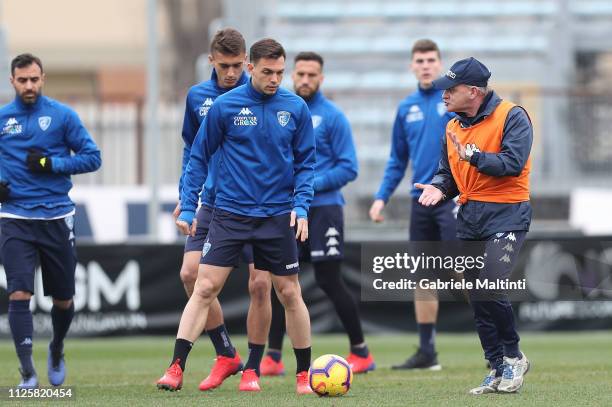 Giuseppe Iachini manager of Empoli FC gives instructions to his players during training session on February 19, 2019 in Empoli, Italy.