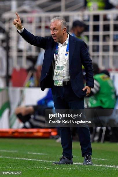 Manager Alberto Zaccheroni instructs his team the AFC Asian Cup semi final match between Qatar and United Arab Emirates at Mohammed Bin Zayed Stadium...
