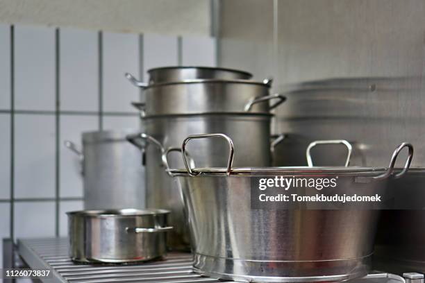 pots - suppentopf stock-fotos und bilder