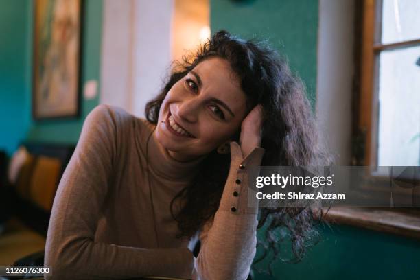 beautiful women in her late 20's - west asia stock pictures, royalty-free photos & images