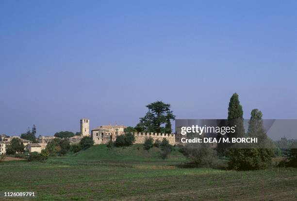 Castellaro Castellaro Lagusello Castle Photos and Premium High Res Pictures ...