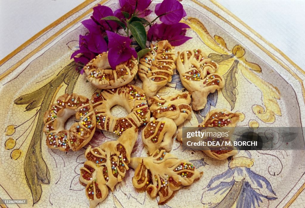 Mostaccioli, traditional cookies of Pantelleria