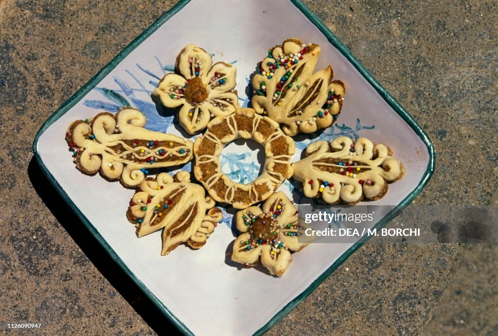 Mostaccioli, traditional cookies of Pantelleria