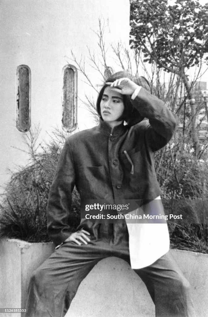 Anita Mui Yim-fong in her "Bad girl" pose. November 1987. ( B/W Photo )